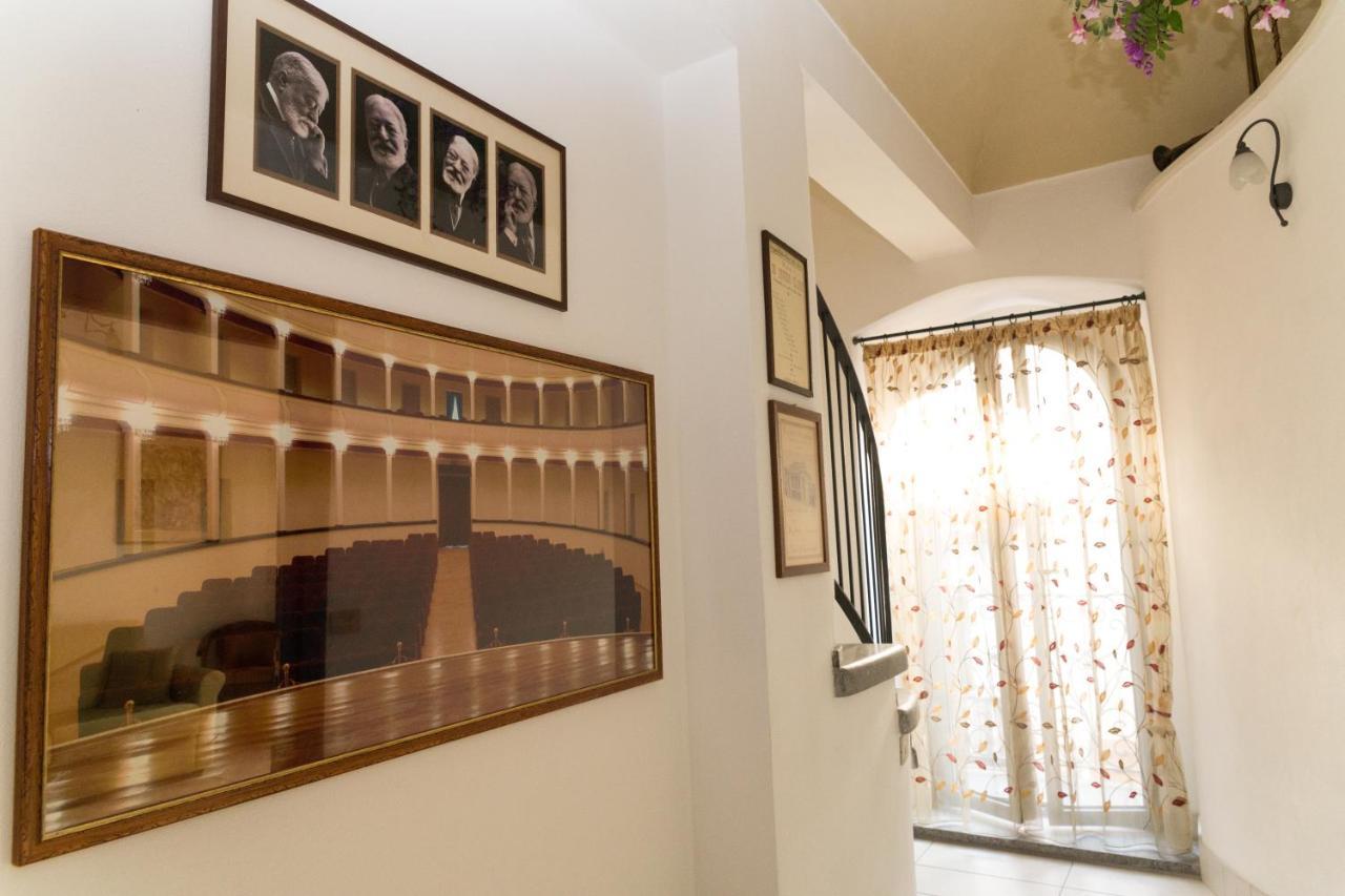 Le Dimore Al Vecchio Teatro Ortona Ngoại thất bức ảnh
